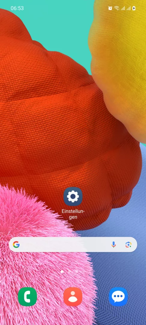 Google-Suchleiste vom Startbildschirm entfernen – One UI 5: Schritt 1 – Google-Suchleiste halten